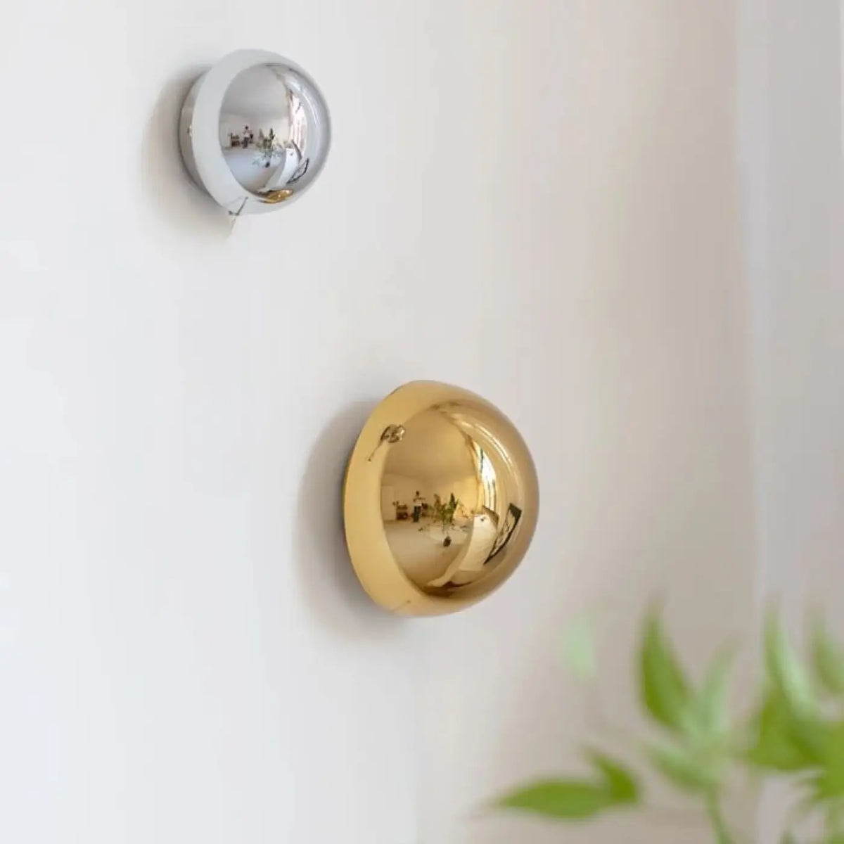 Applique Murale en Metal - Orbys