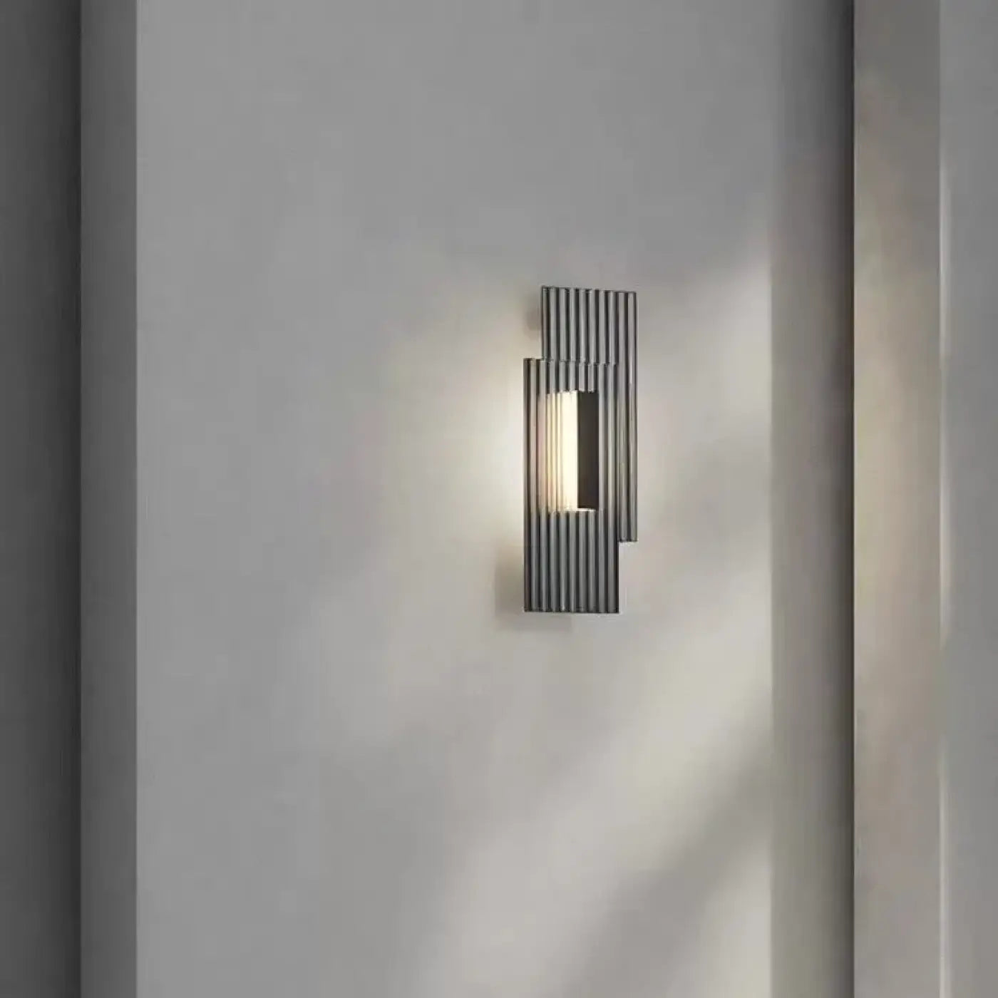 Applique Murale Moderne en Metal - Mioda