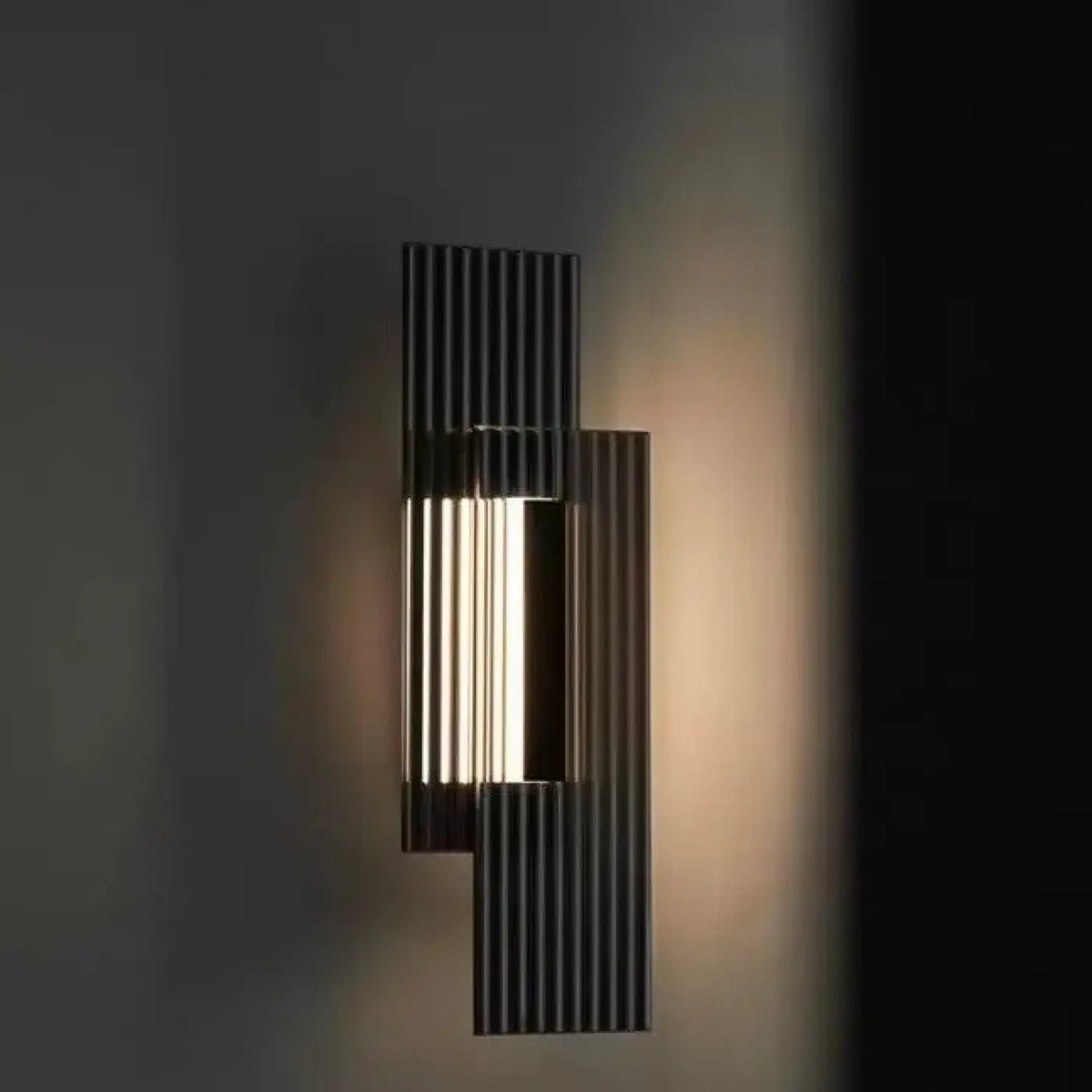 Applique Murale Moderne en Metal - Mioda