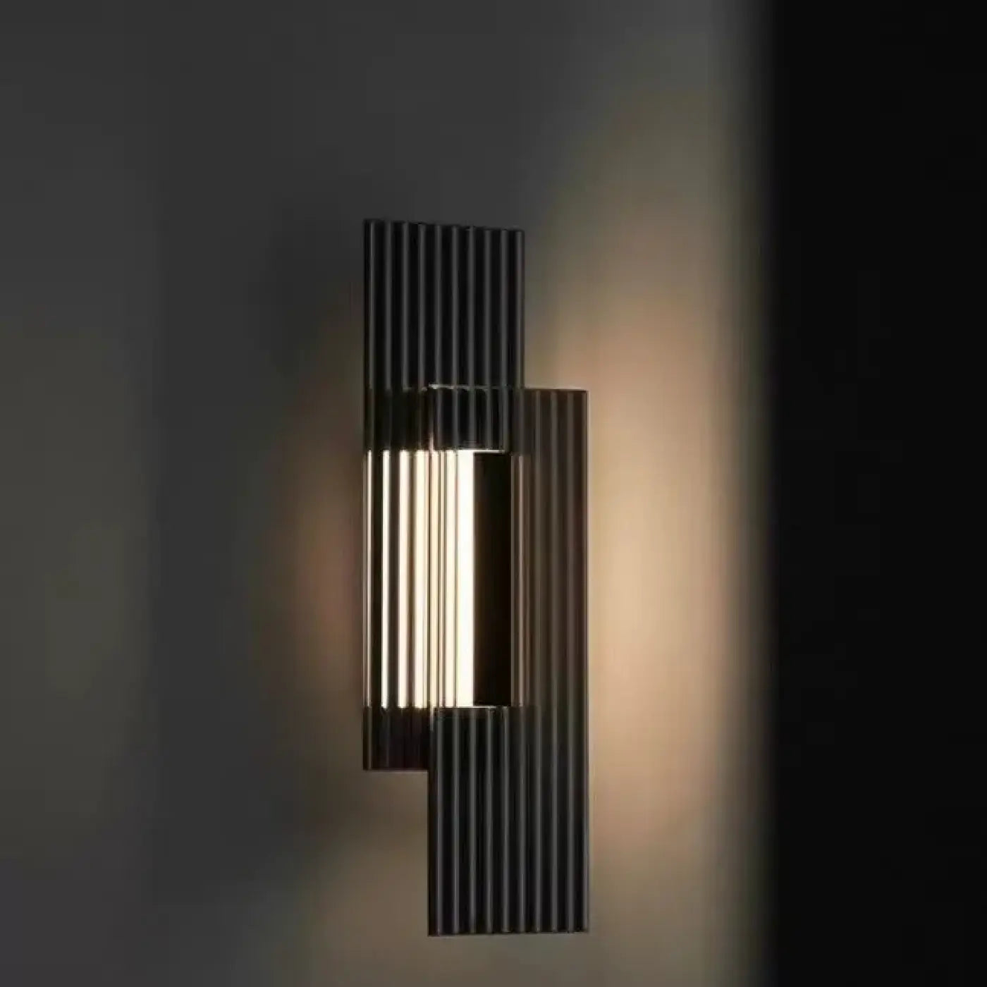 Applique Murale Moderne en Metal - Mioda
