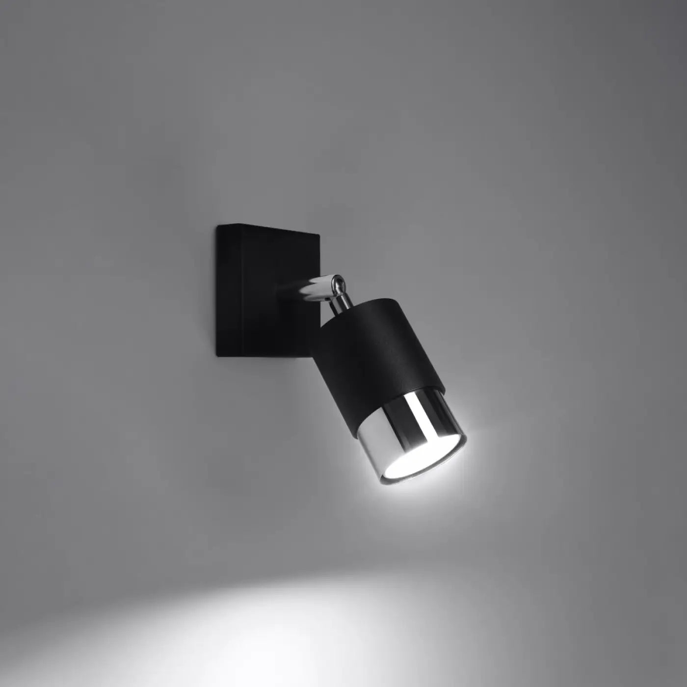Applique Murale Design - Nero (Noir/Chrome)