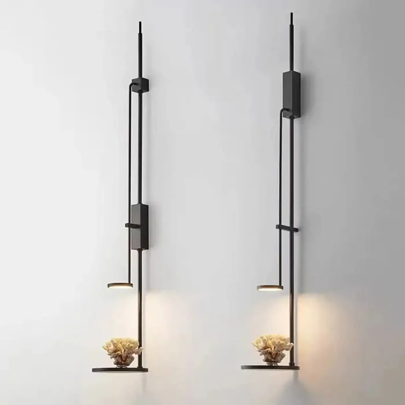 Applique Murale Elegant en Metal - Auran