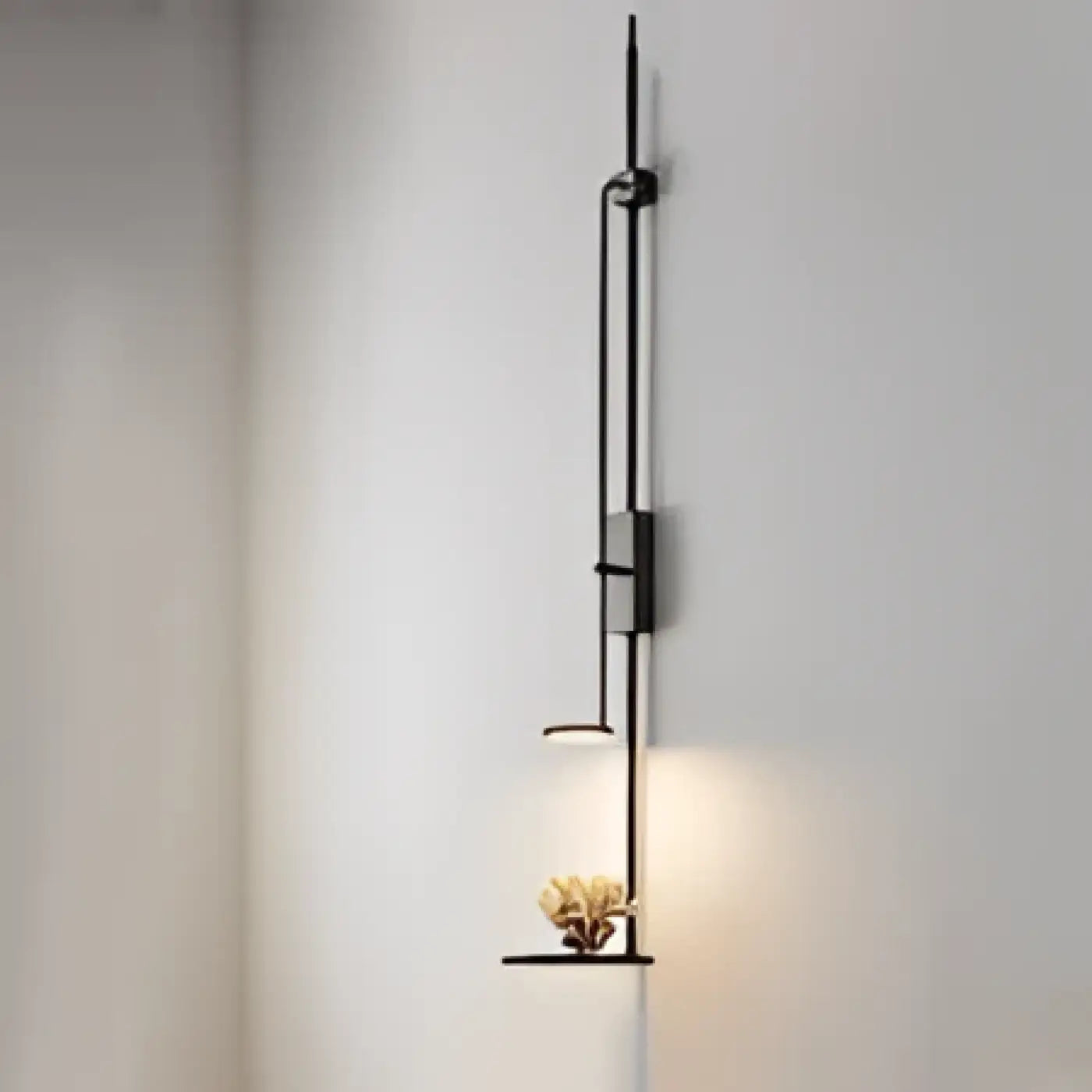 Applique Murale Elegant en Metal - Auran