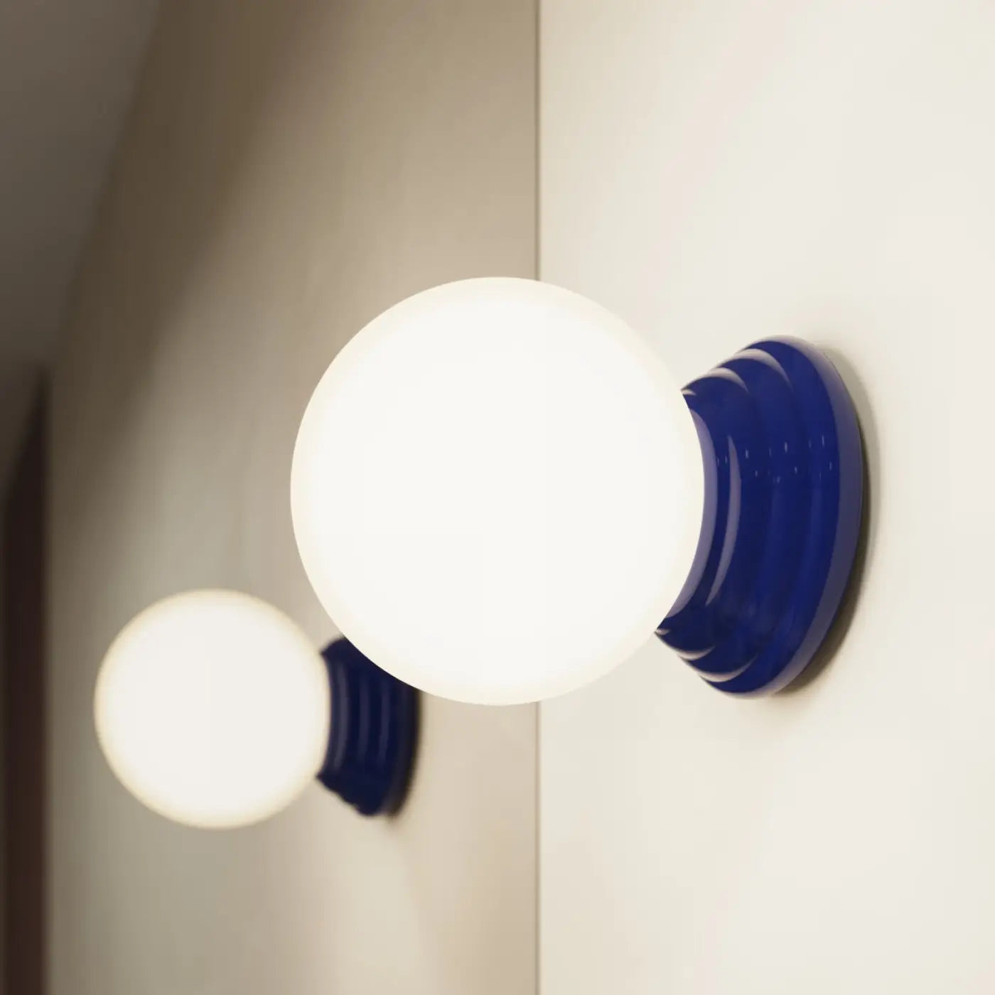 Applique Murale Design - Zori (Ultraminarine)