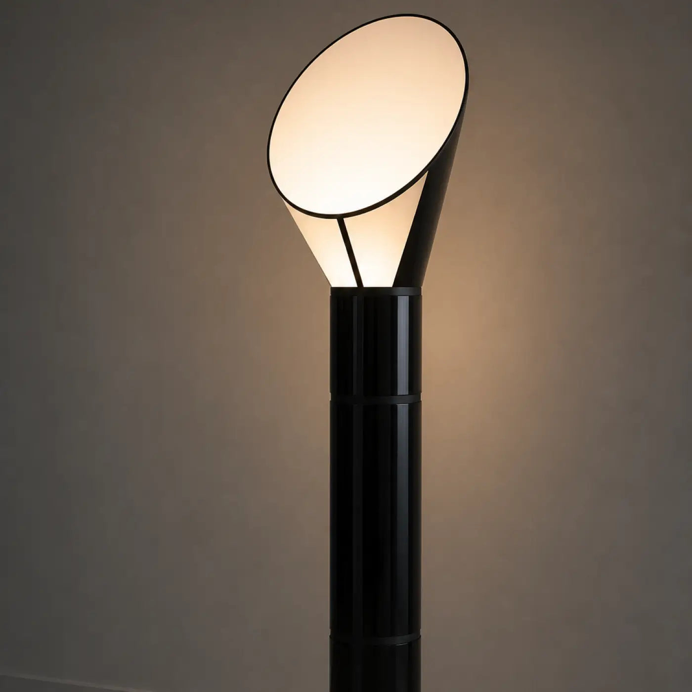 Lampadaire Design - Aloris