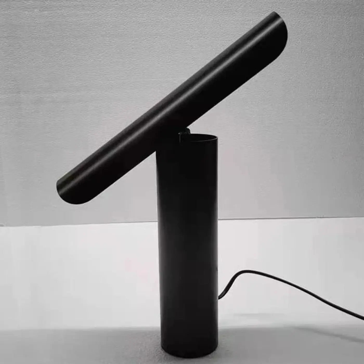 Lampe de Table Minimaliste - Izo