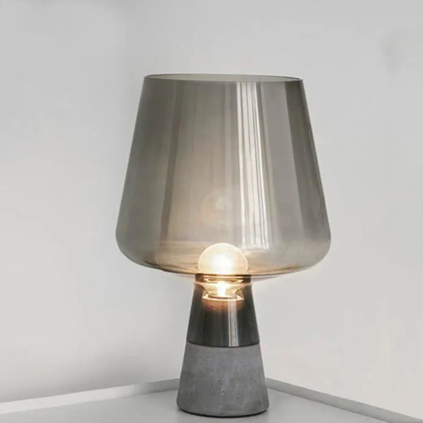 Lampe de chevet Moderne en Verre - Cimentis