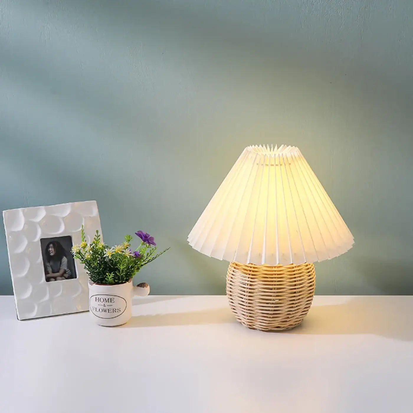 Lampe de table Design en Rotin - Plipa