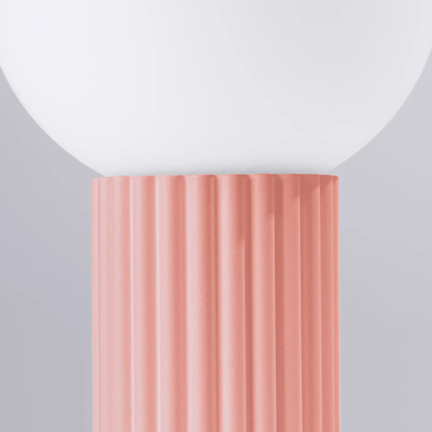 Lampe A Poser Design - Halo (Peach)