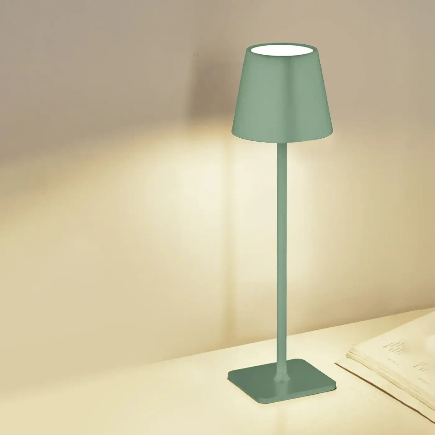 Lampe de Table Minimaliste - Lucera