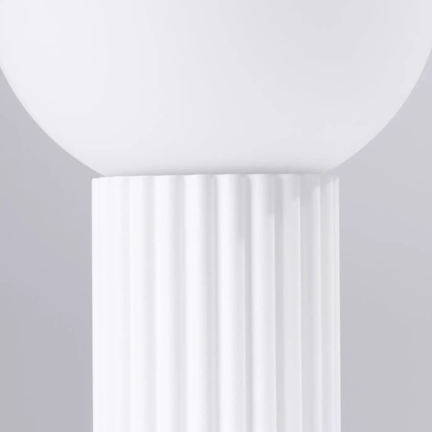 Lampe A Poser Design - Halo (Blanc)