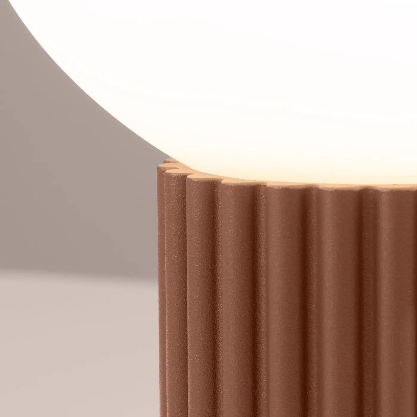 Lampe A Poser Design - Halo (Moka)