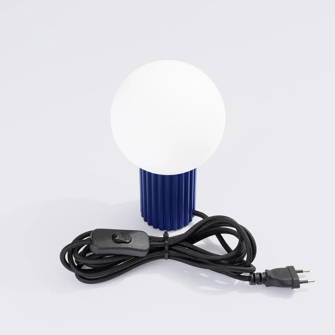Lampe A Poser Design - Halo (Outremer)