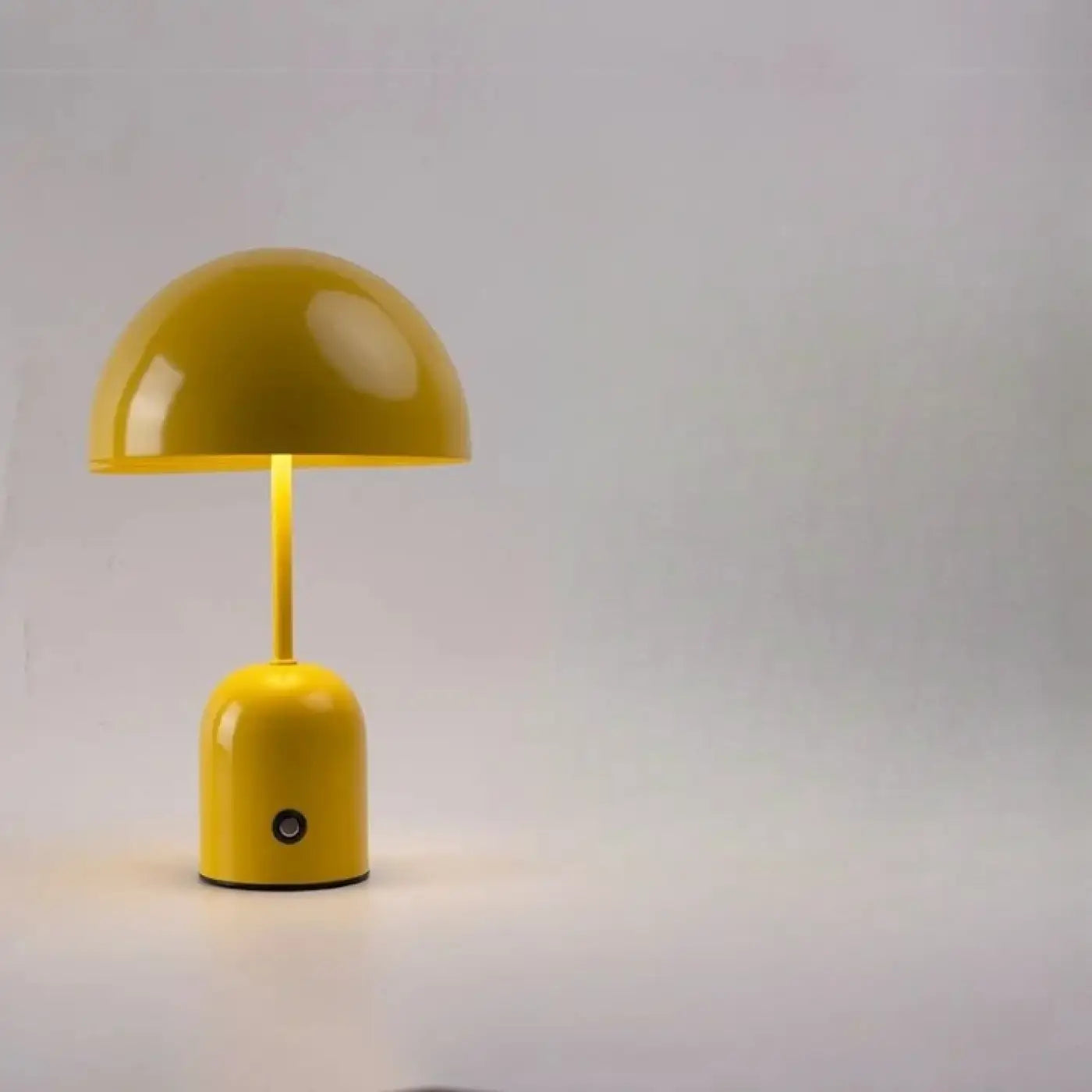 Lampe de Table Moderne en Metal - Kapula