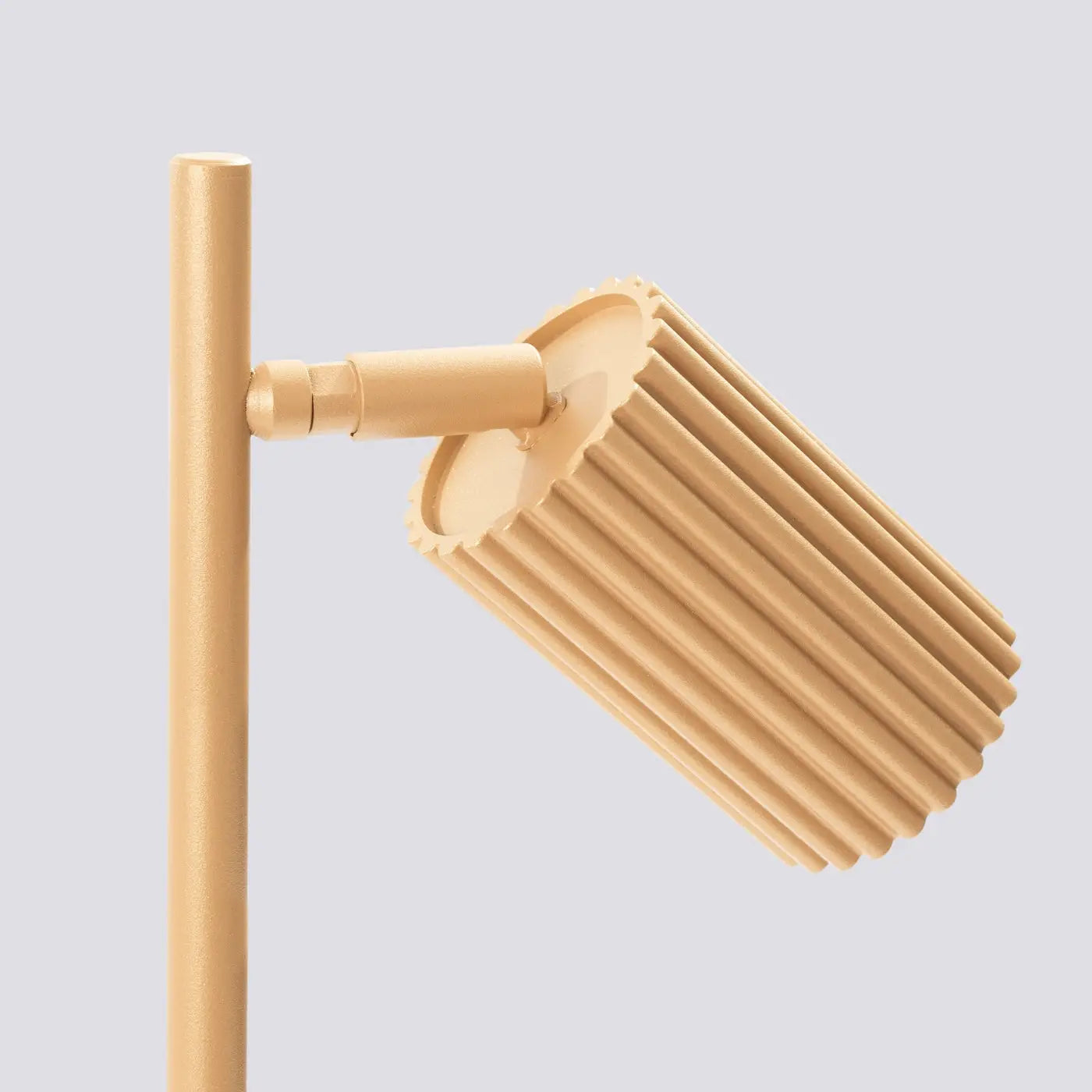 Lampe A Poser Design - Karbon (Or)