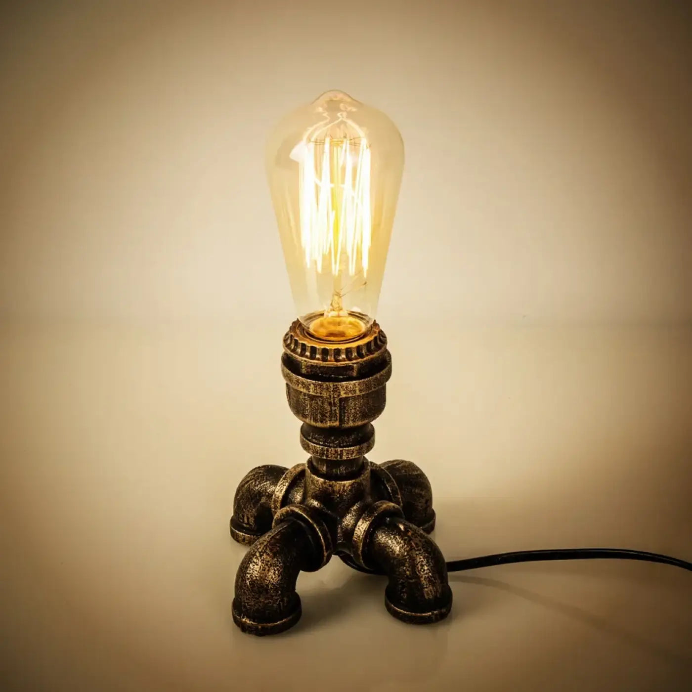Lampe De Table Industriel en Metal - Forge