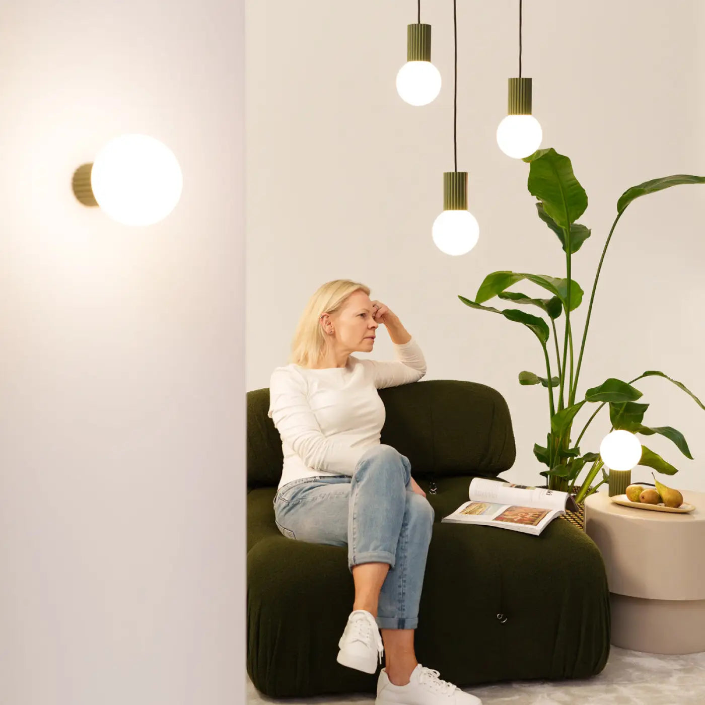 Lampe A Poser HALO - (Vert Olive)