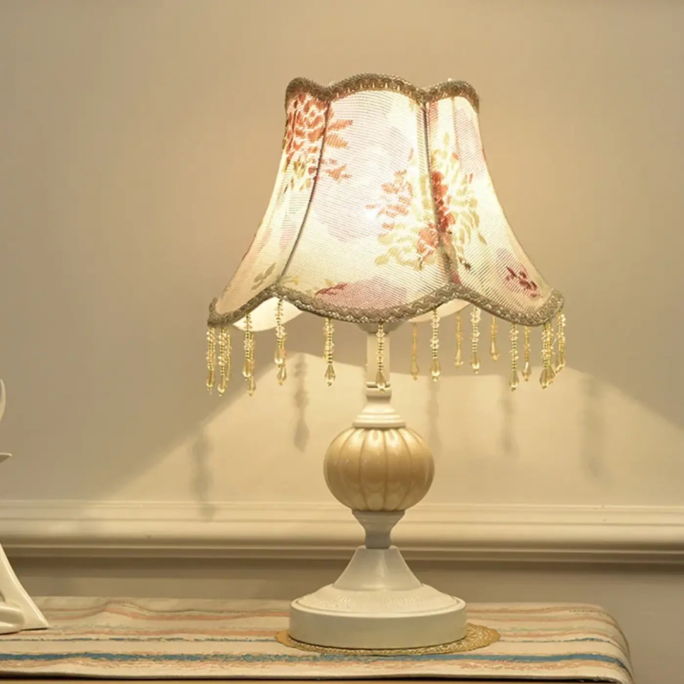 Lampe de Table Vintage en Tissu - Debhy