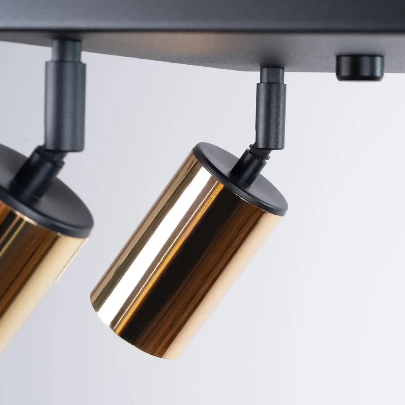 Luminaire Plafonnier Design - Winx 4 (Noir/Doré)