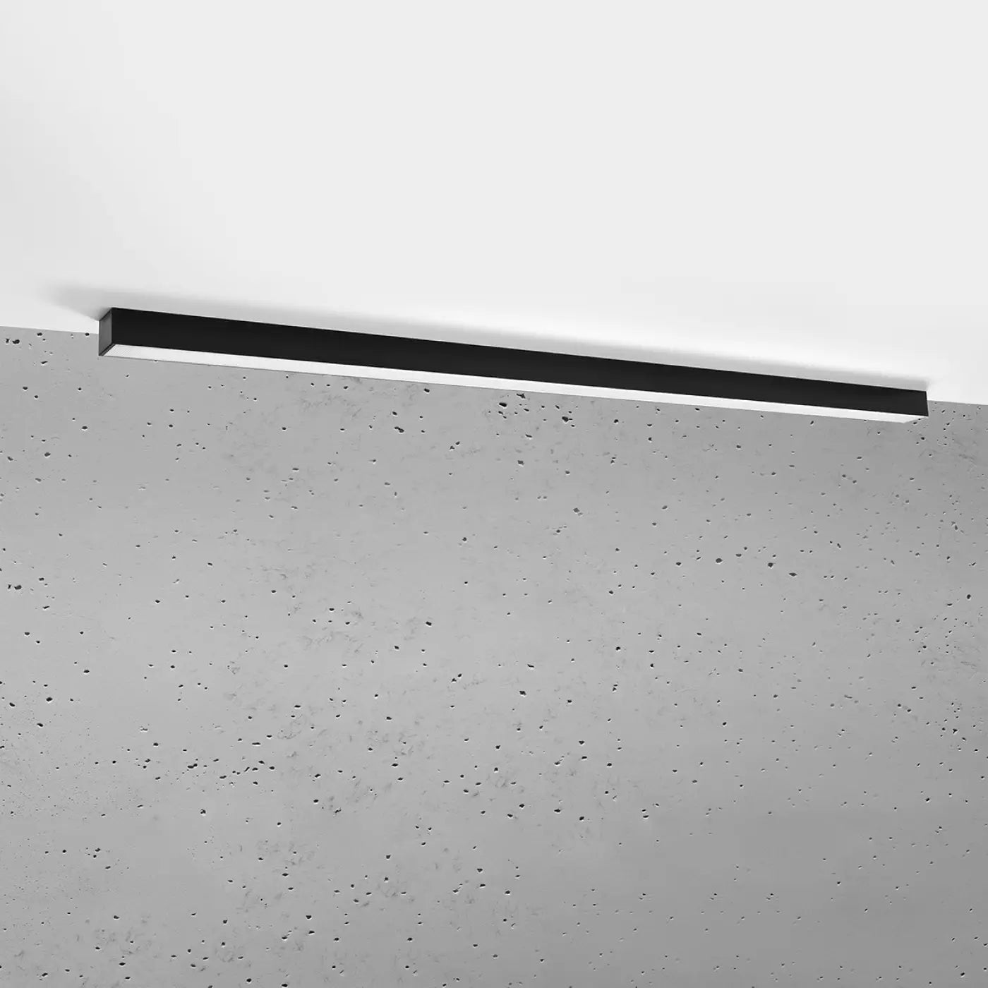 Luminaire Plafonnier Minimaliste - Pinne 150 3000K (Noir)