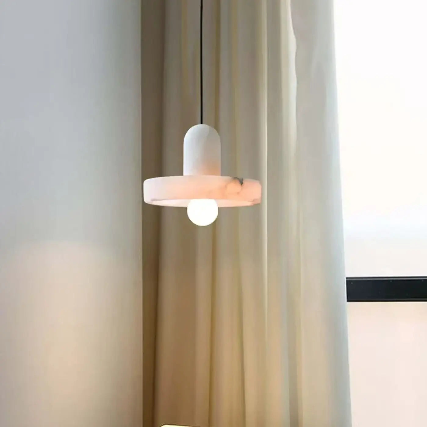 Suspension Luminaire Design - Pilias