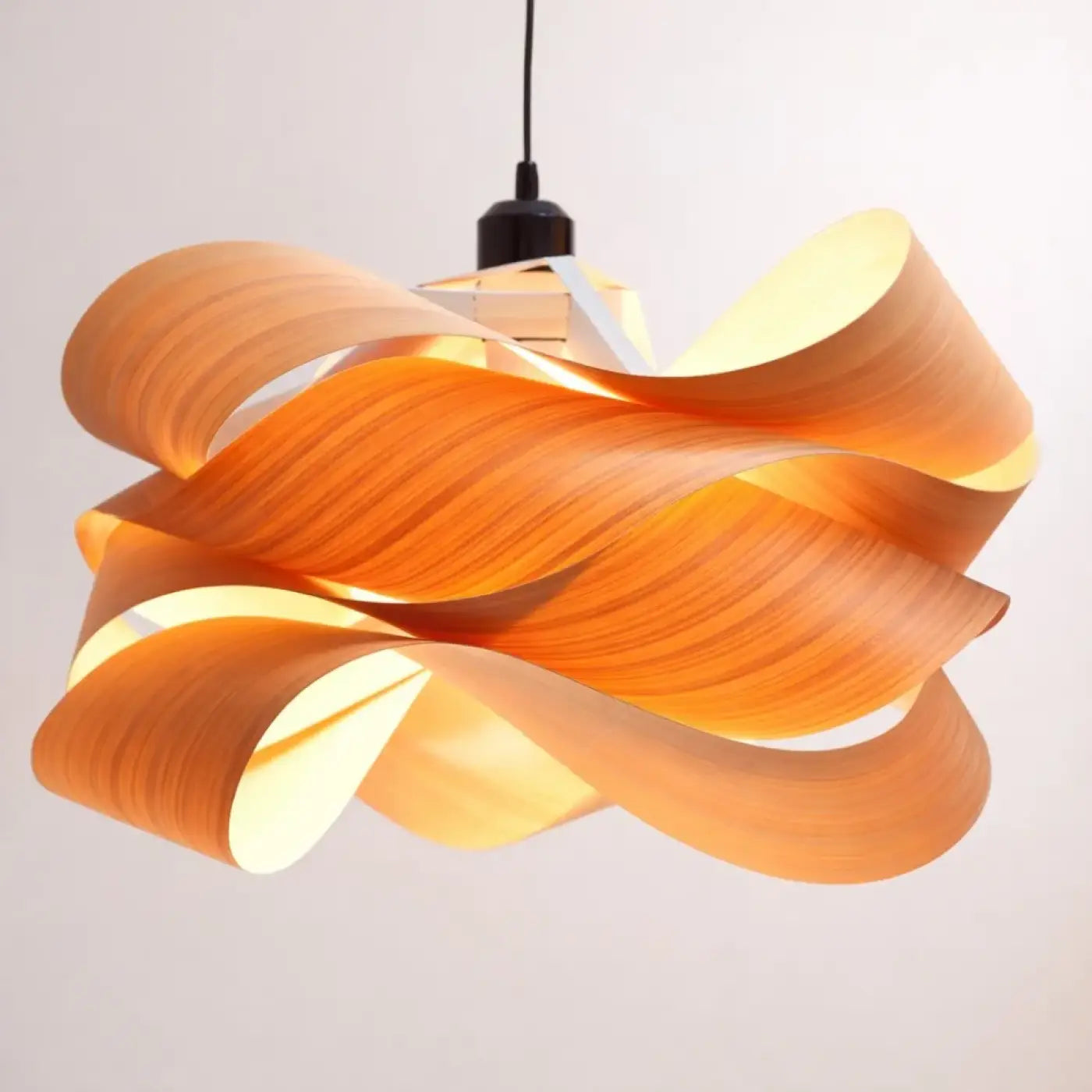 Suspension Luminaire Design - Jelina