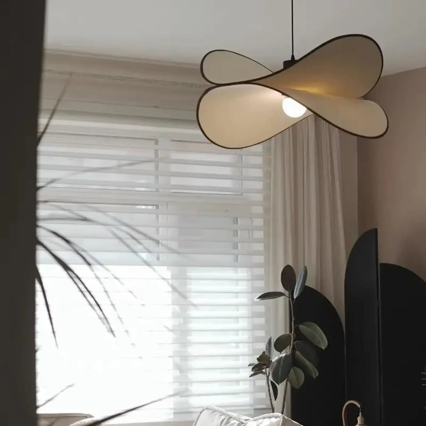 Suspension Luminaire Design en Tissu - Ganos