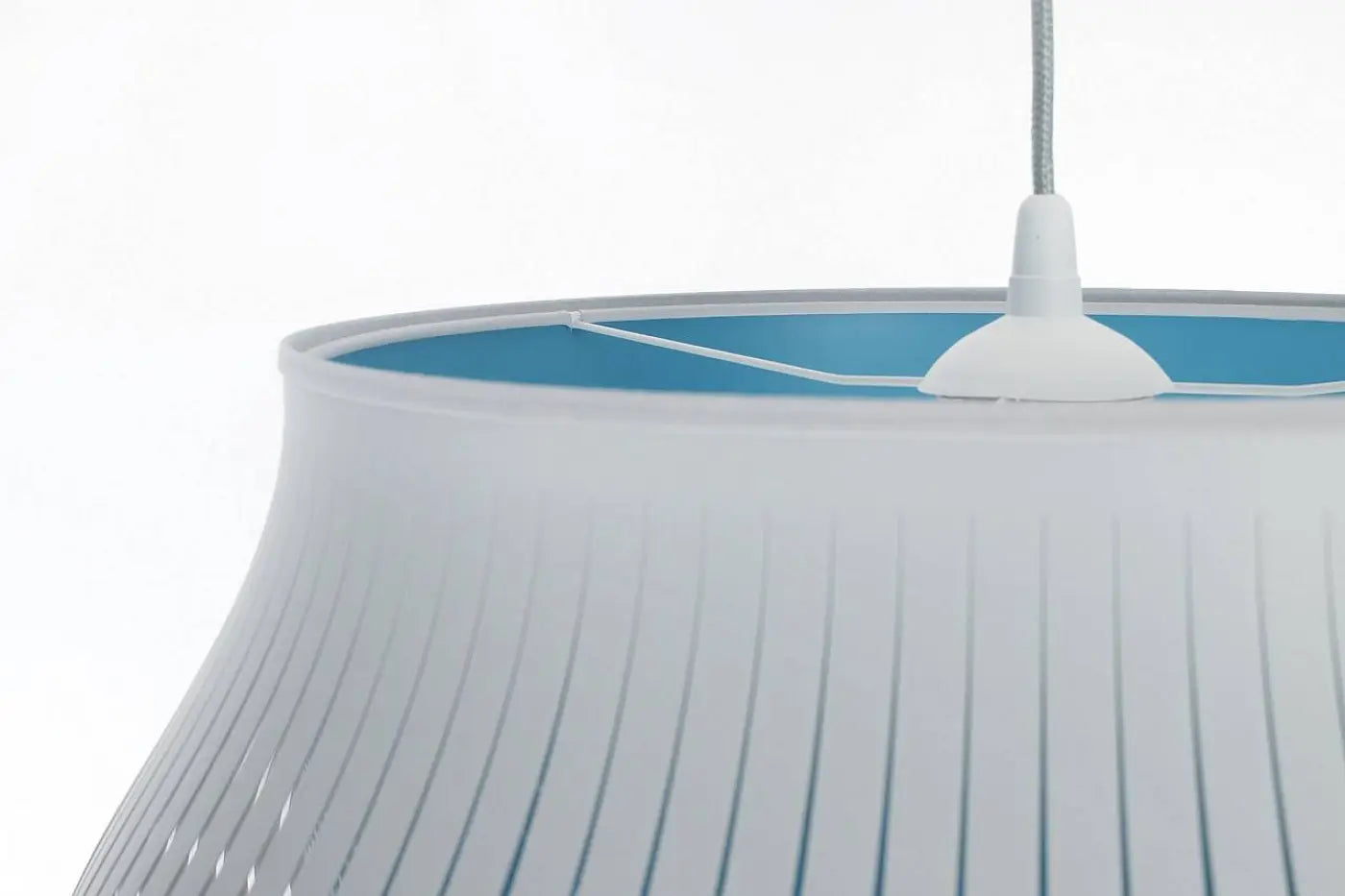Suspension Luminaire Design - Oblo (Blanc/Bleu Clair)