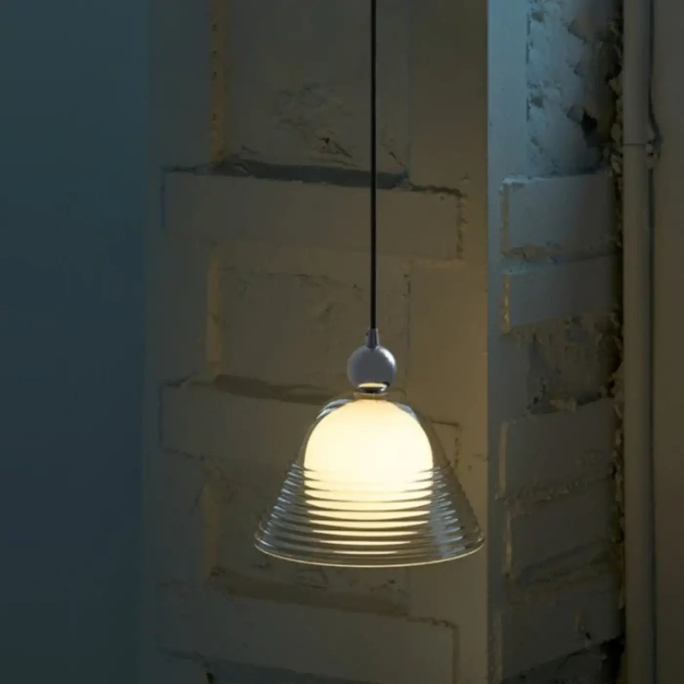 Suspension Luminaire Minimaliste en Verre - Arent