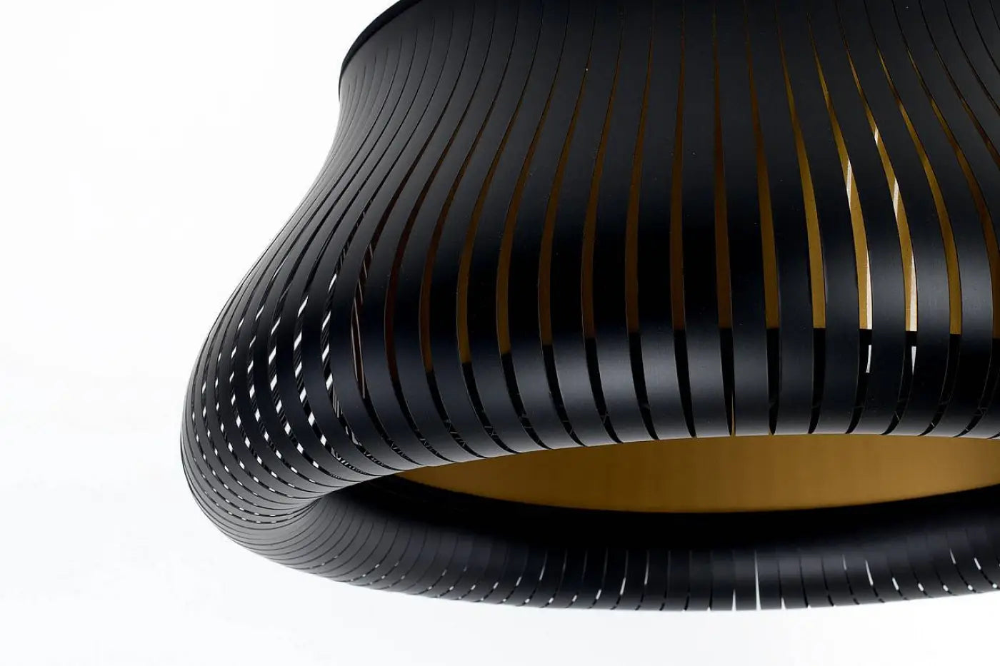 Suspension Luminaire Design - Oblo (Noir/Doré)