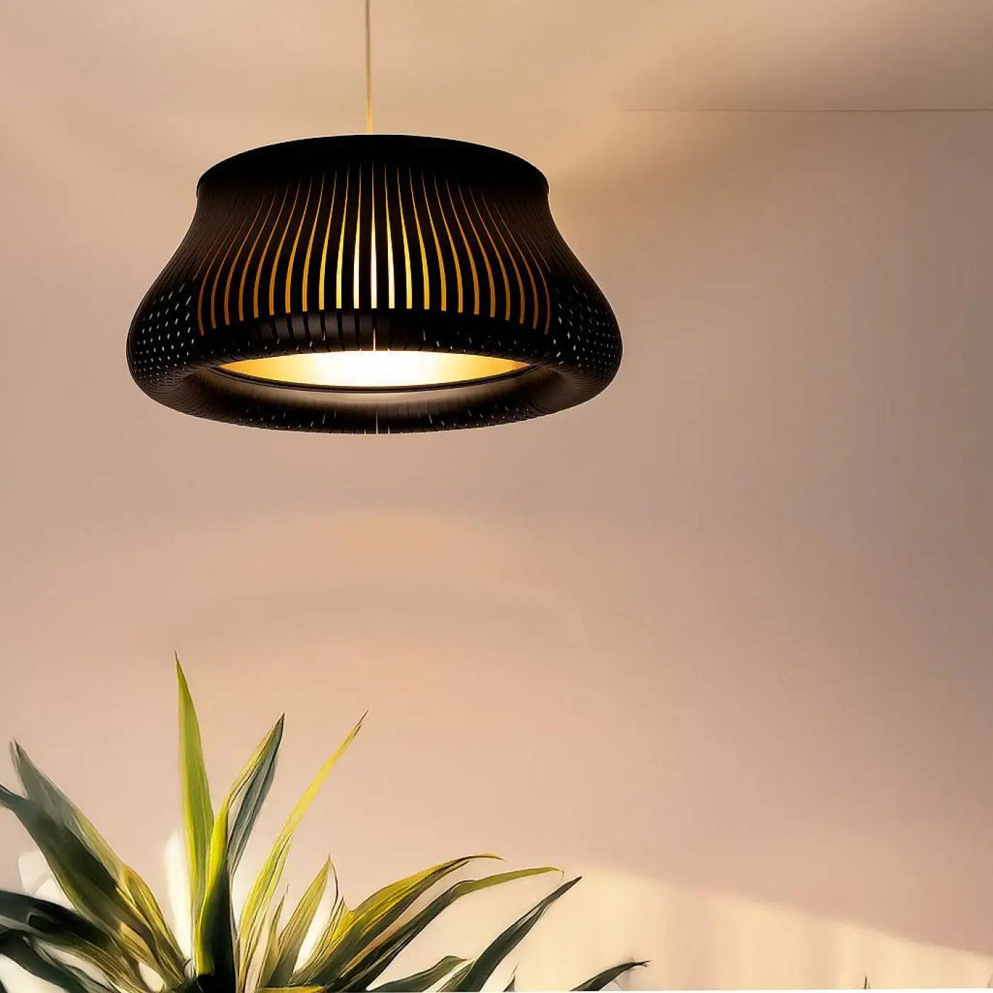 Suspension Luminaire Design - Oblo (Noir/Doré)