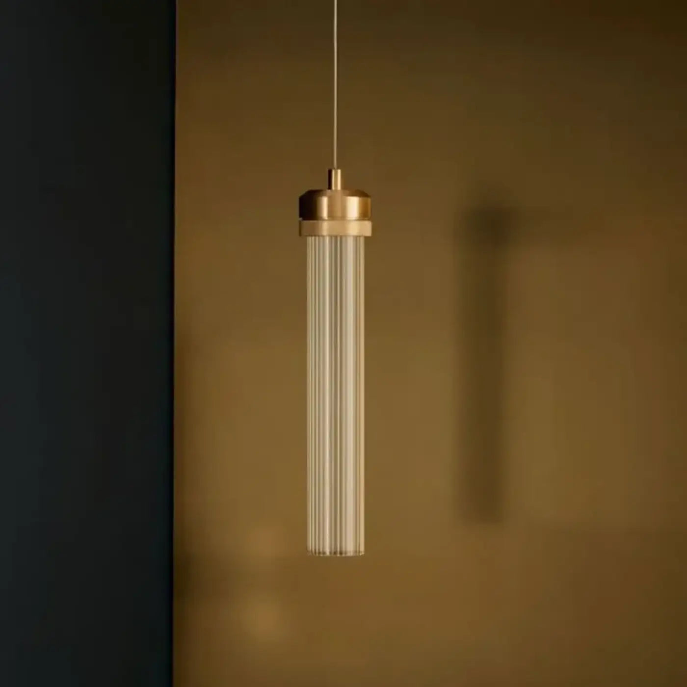 Suspension Luminaire Minimaliste en Verre - Ilia
