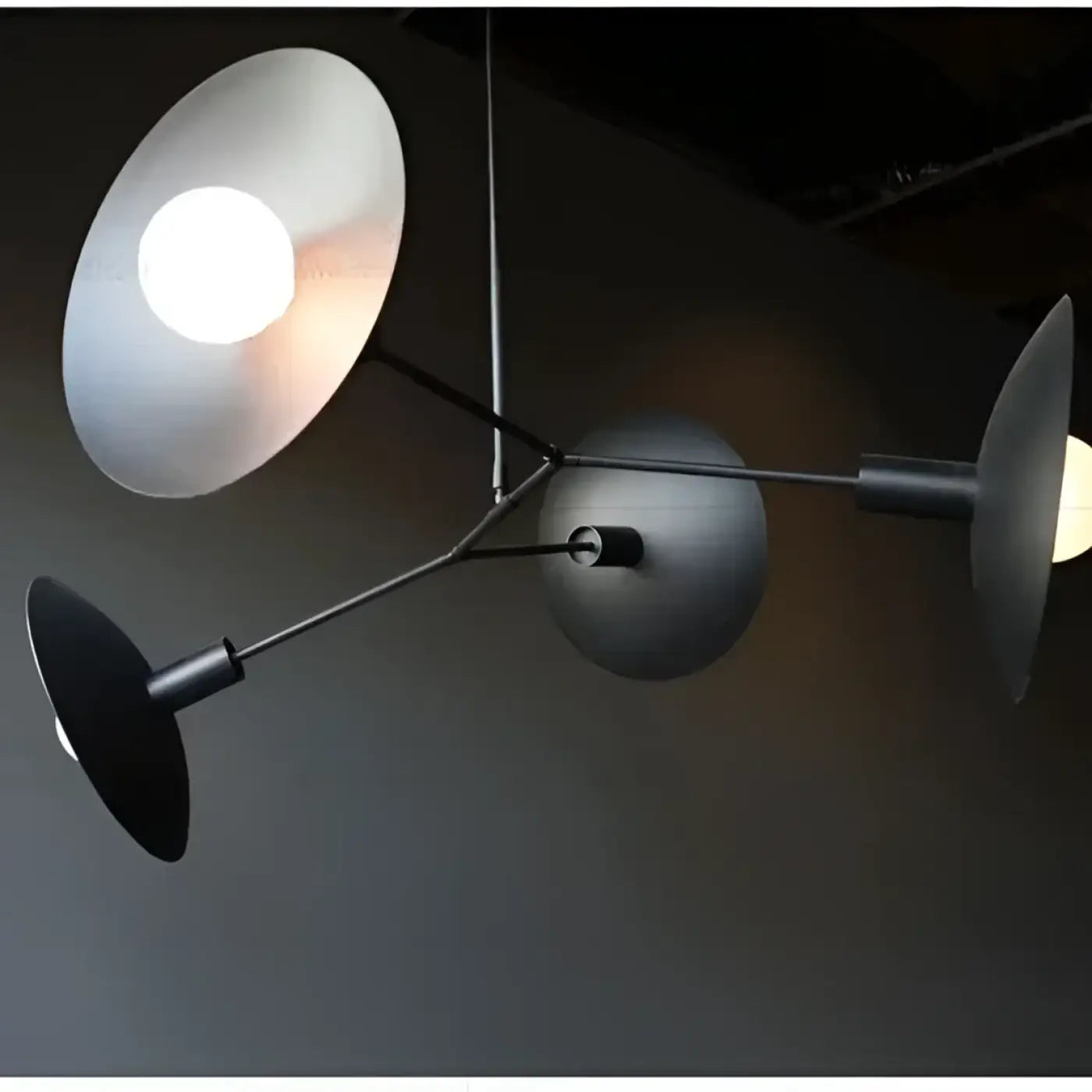 Suspension Luminaire Design - Nome